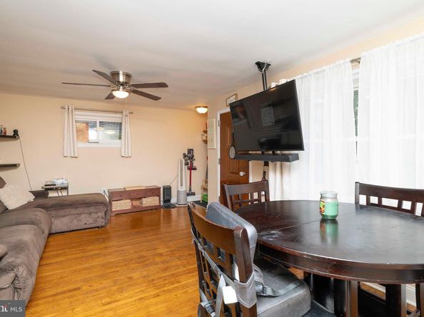 2637 Woodland Road, Abington PA 19001