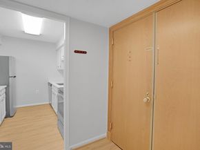 1301 N Courthouse Road 611, Arlington VA 22201