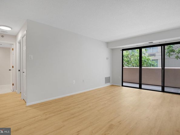 1301 N Courthouse Road 611, Arlington VA 22201