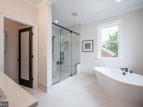 2119 N Harrison Street, Arlington VA 22205