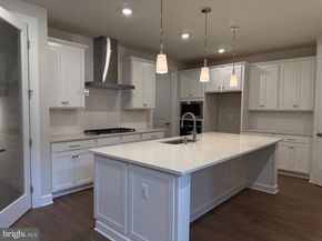 3262 Selig Lane, Huntingdon Valley PA 19006