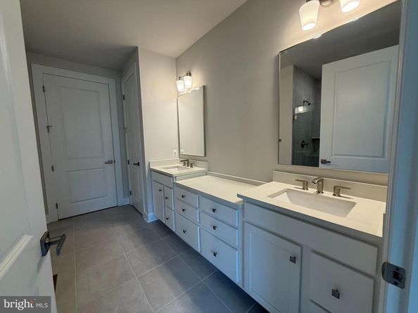 3262 Selig Lane, Huntingdon Valley PA 19006