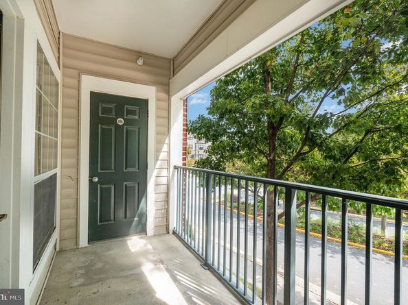 4850 Eisenhower Avenue 203, Alexandria VA 22304