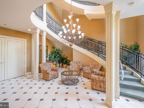 4850 Eisenhower Avenue 203, Alexandria VA 22304
