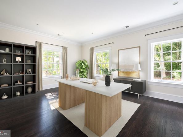 2913 University Terrace NW, Washington DC 20016