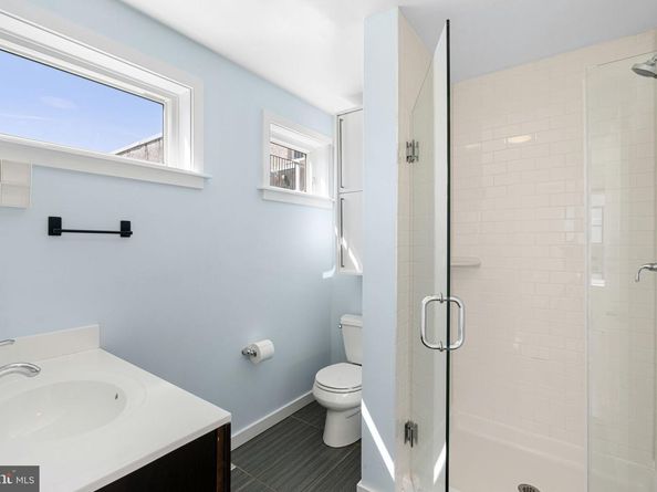 924 N 27TH Street, Philadelphia PA 19130