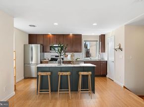 924 N 27TH Street, Philadelphia PA 19130