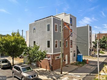 924 N 27TH Street