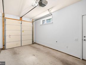 924 N 27TH Street, Philadelphia PA 19130