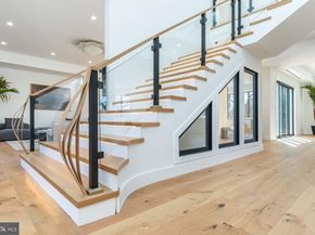9402 Meadowbrook Avenue, Philadelphia PA 19118