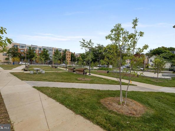 2823 24TH Road S, Arlington VA 22206