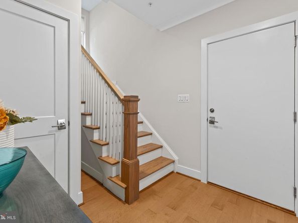 2823 24TH Road S, Arlington VA 22206