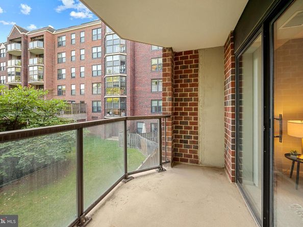 2100 Langston Boulevard 112, Arlington VA 22201