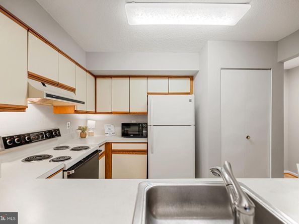 2100 Langston Boulevard 112, Arlington VA 22201