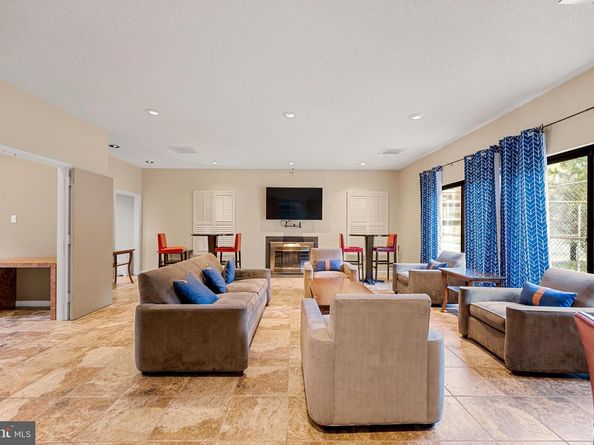 2100 Langston Boulevard 112, Arlington VA 22201