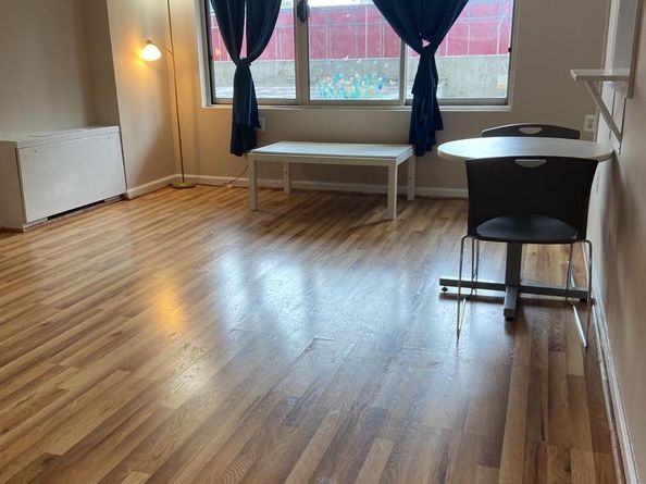 2500 N Van Dorn Street 213, Alexandria VA 22302