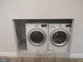 1008 Green Street, Philadelphia PA 19123