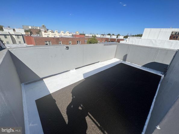 1008 Green Street, Philadelphia PA 19123