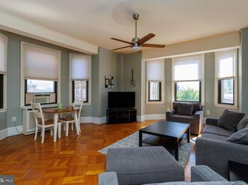 250 S 13TH Street