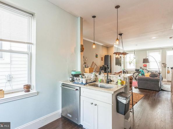 132 Davis Street, Philadelphia PA 19127