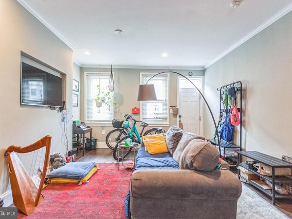 132 Davis Street, Philadelphia PA 19127