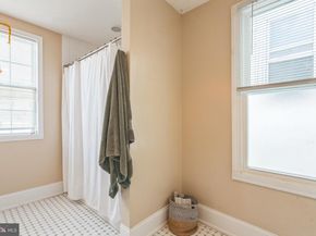 132 Davis Street, Philadelphia PA 19127