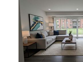 7354 Route 29 54/T2, Falls Church VA 22046