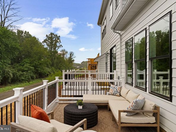 101 River Trail Circle HARPER, King Of Prussia PA 19406