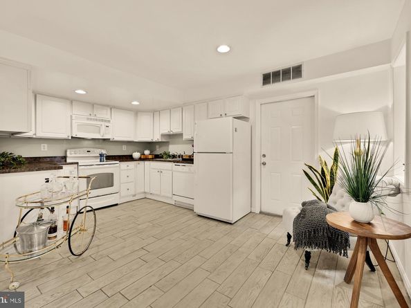 100 W Street NW, Washington DC 20001