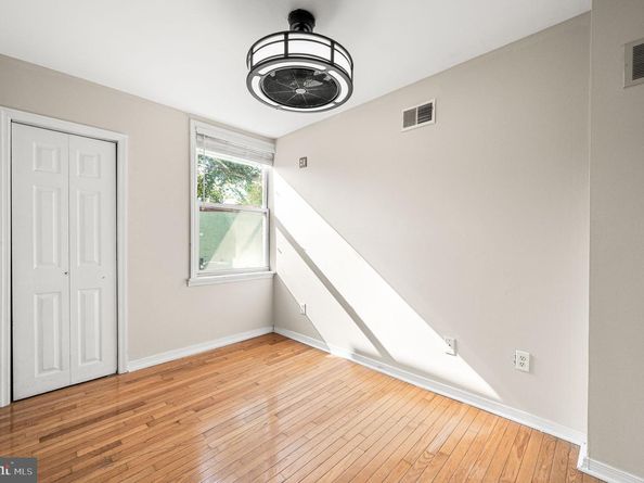 2822 S Smedley Street, Philadelphia PA 19145