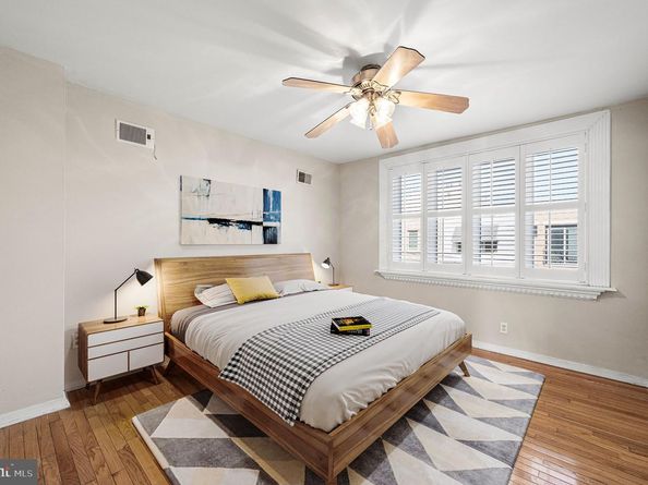 2822 S Smedley Street, Philadelphia PA 19145