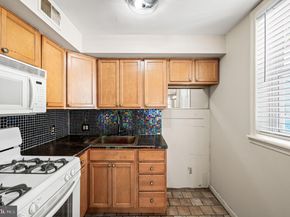 2822 S Smedley Street, Philadelphia PA 19145