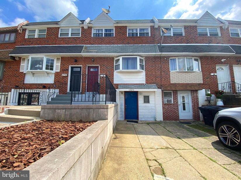 12673 Biscayne Drive, Philadelphia, PA 19154 - For Sale