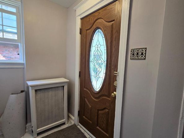 8237 Brookside Road, Elkins Park PA 19027