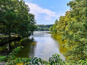 2797 Yarling Court, Falls Church VA 22042