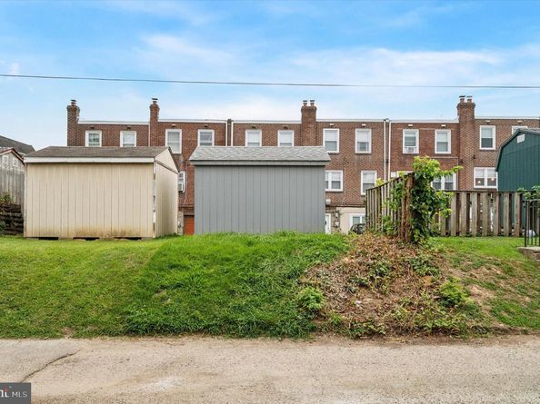 1074 Cedarwood Road, Glenolden PA 19036