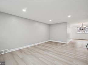 1074 Cedarwood Road, Glenolden PA 19036