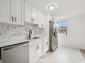 1074 Cedarwood Road, Glenolden PA 19036