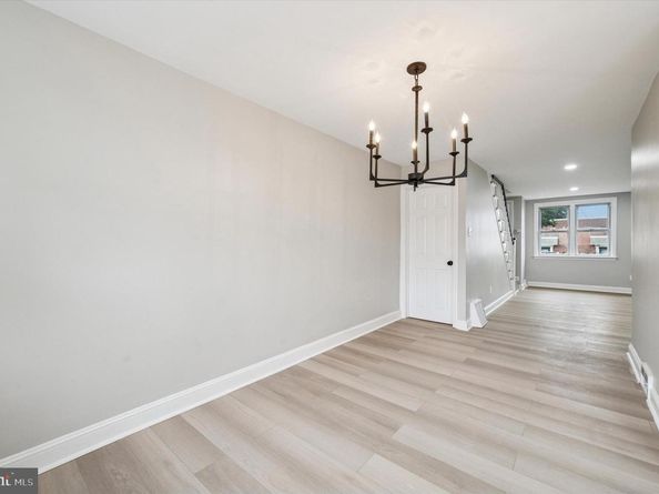 1074 Cedarwood Road, Glenolden PA 19036