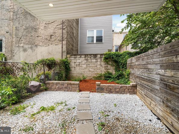 952 N 5TH Street, Philadelphia PA 19123