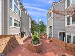 5566 Langston Boulevard C62, Arlington VA 22207