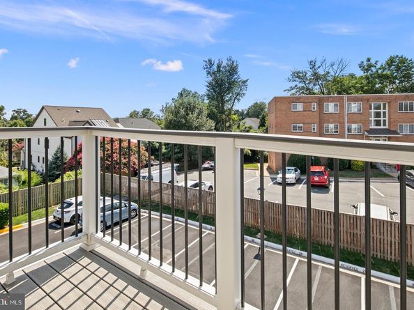5566 Langston Boulevard C62, Arlington VA 22207