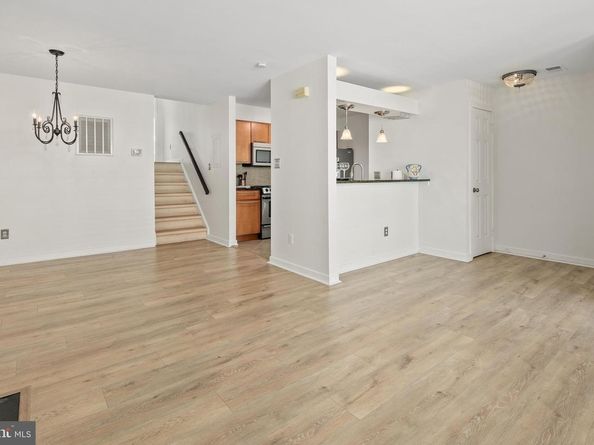 5566 Langston Boulevard C62, Arlington VA 22207