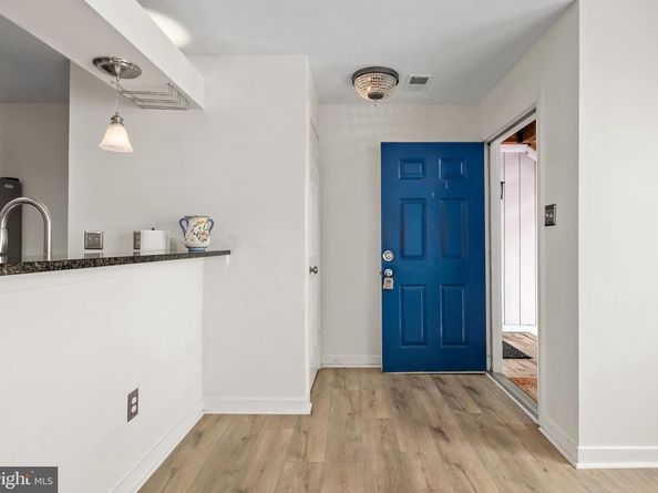 5566 Langston Boulevard C62, Arlington VA 22207