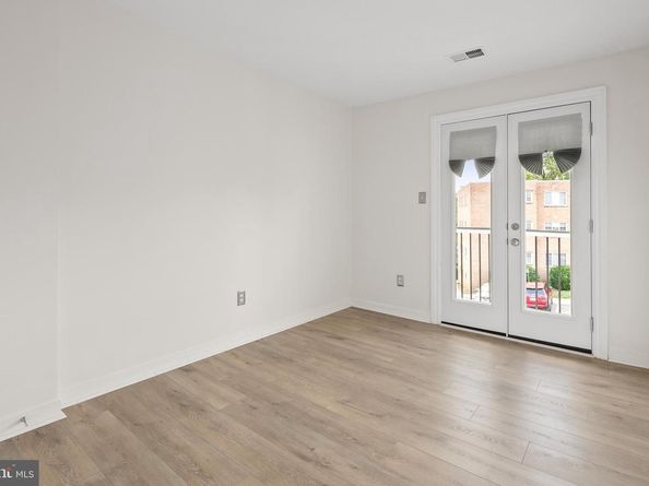 5566 Langston Boulevard C62, Arlington VA 22207