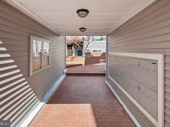 5566 Langston Boulevard C62, Arlington VA 22207