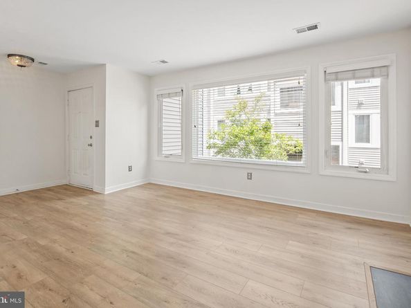 5566 Langston Boulevard C62, Arlington VA 22207