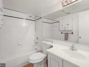 8340 Greensboro Drive 1014, Mclean VA 22102