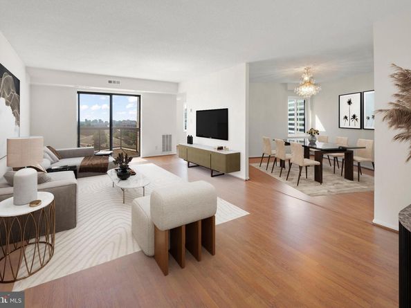 8340 Greensboro Drive 1014, Mclean VA 22102