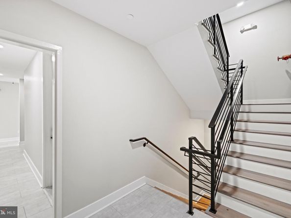 824 18TH Street NE 7, Washington DC 20002